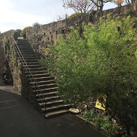 Centre Historique, 50 M Plage, Calme, Clim, Wifi Apartment *