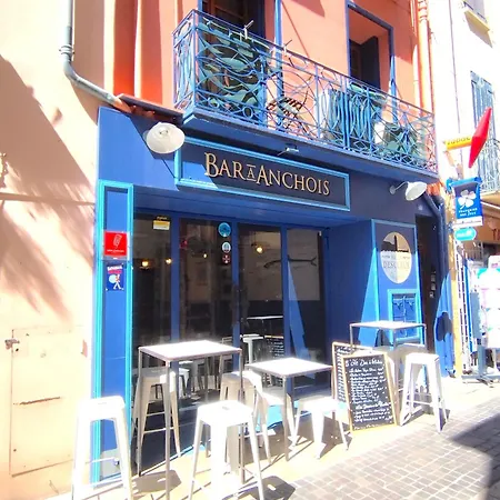 Centre Historique, 50 M Plage, Calme, Clim, Wifi Apartment *