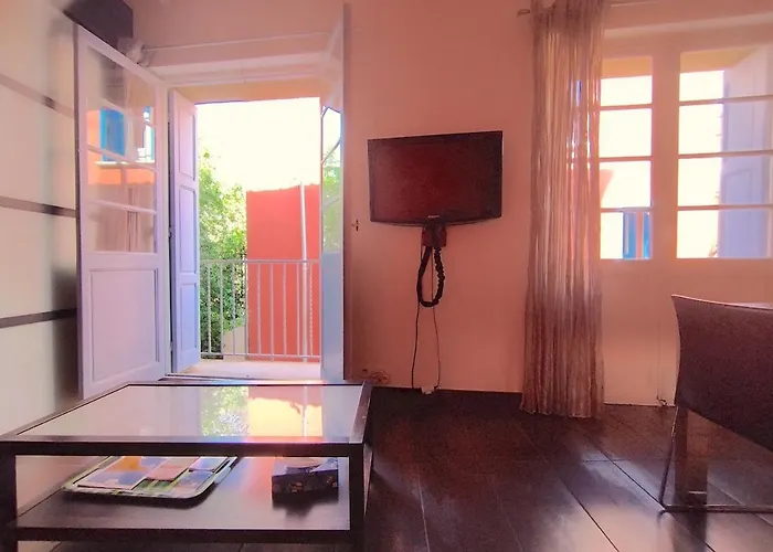 Centre Historique, 50 M Plage, Calme, Clim, Wifi