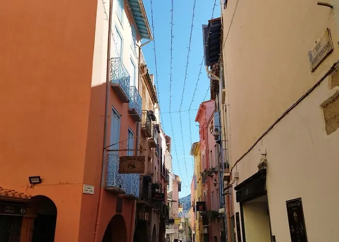 Centre Historique, 50 M Plage, Calme, Clim, Wifi *